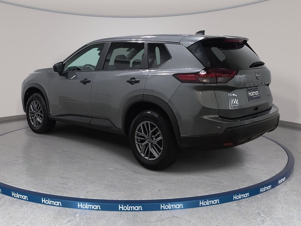 Used 2024 Gun Metallic Nissan S image 8