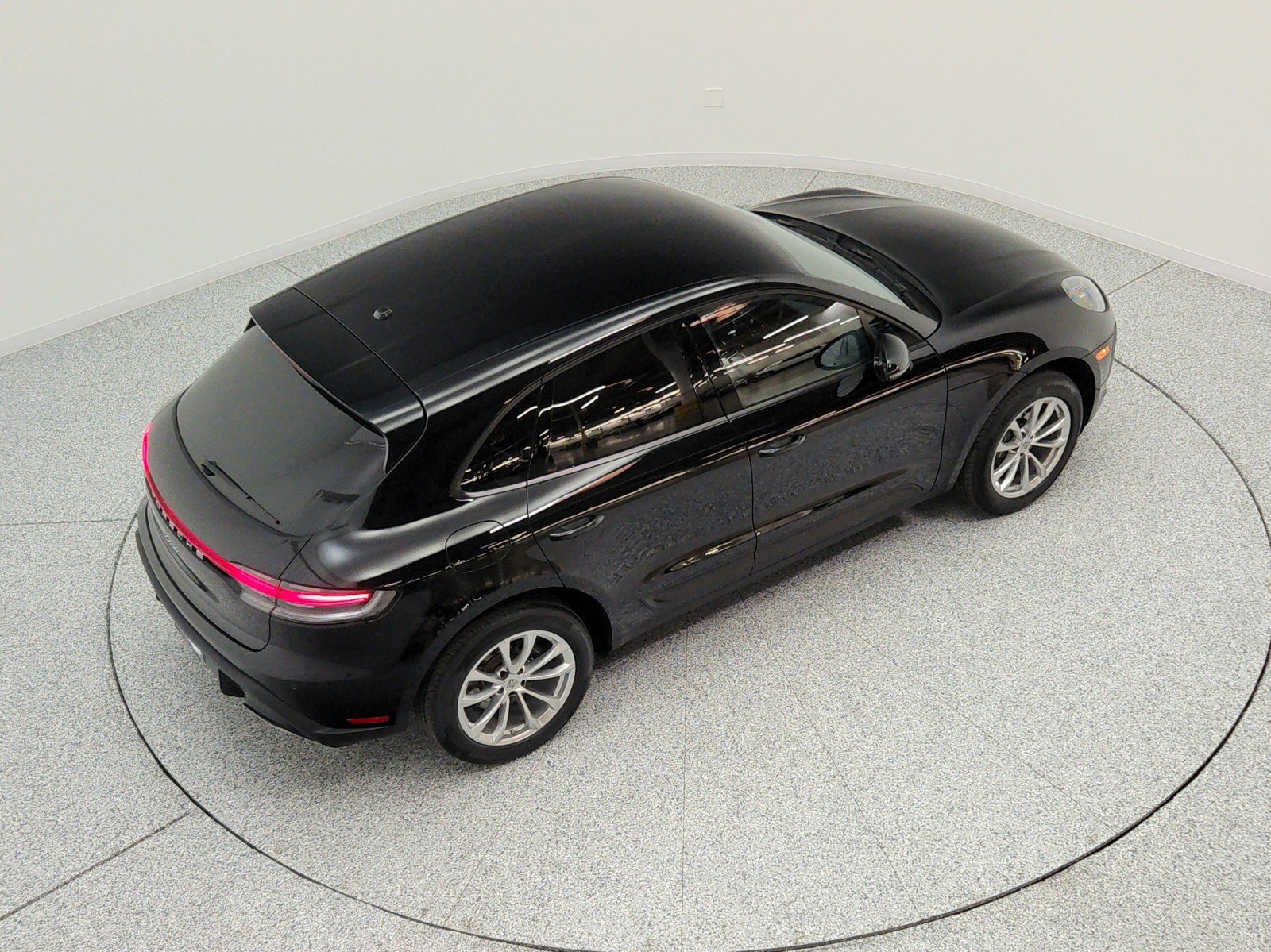 Used 2023 Black Porsche AWD image 27