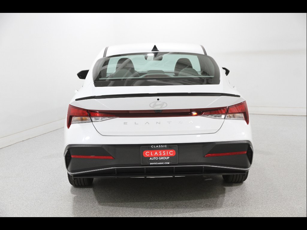 Certified Used 2025 Serenity White Pearl Hyundai SEL Sport image 18