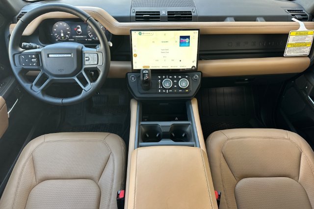 New 2026 Woolstone Green Land Rover X-Dynamic SE image 12