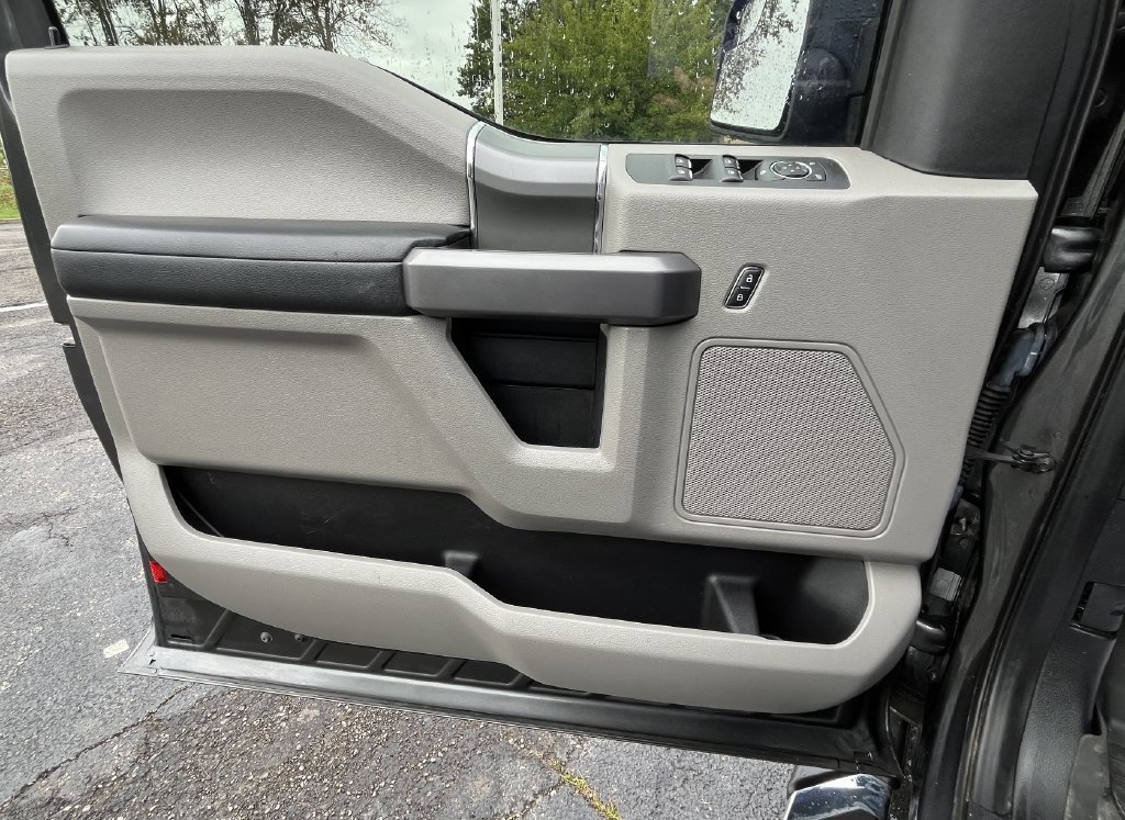 2020 Ford F-150 XLT - Photo 11