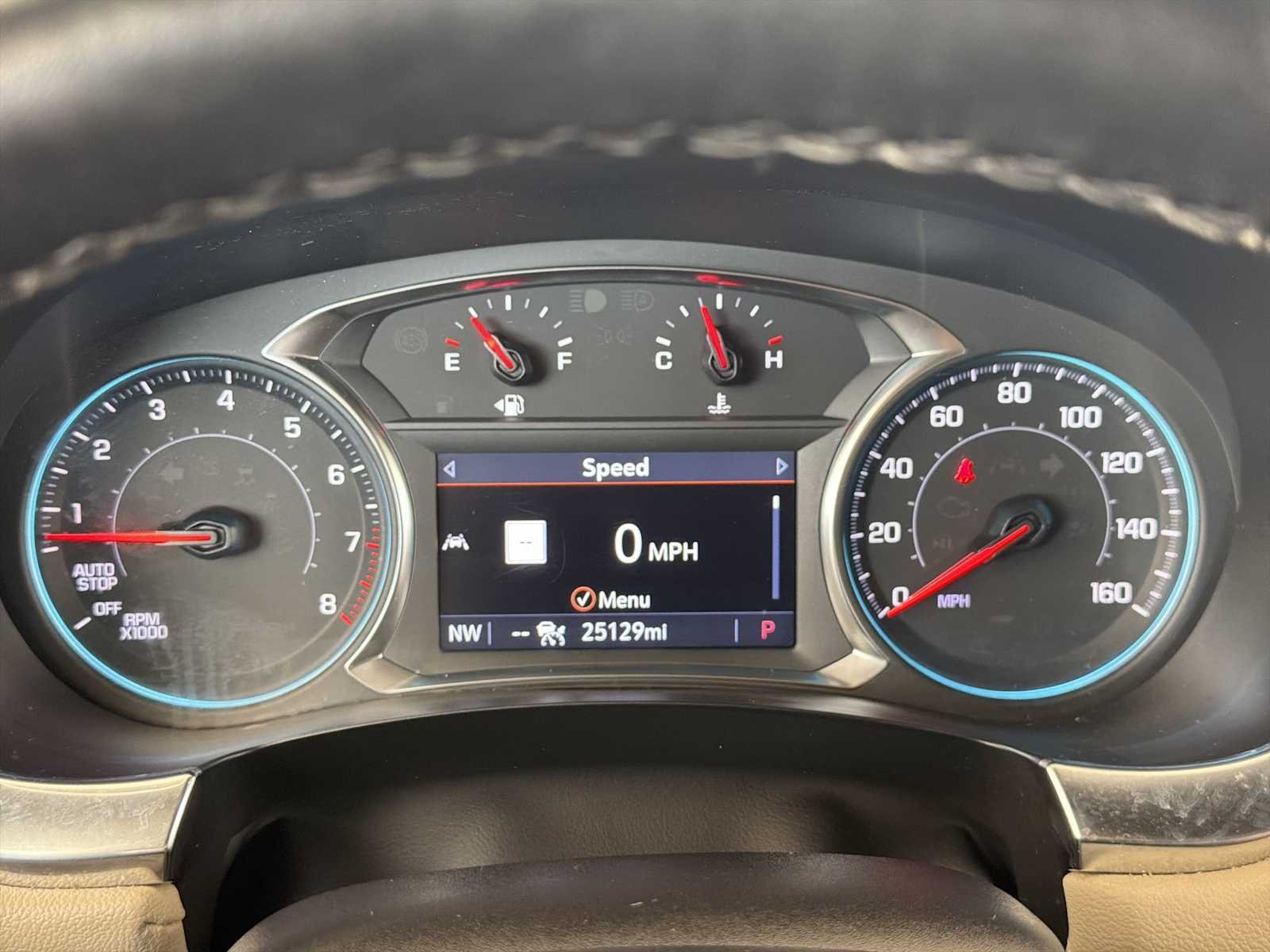 2023 Chevrolet Traverse 3LT - Photo 12