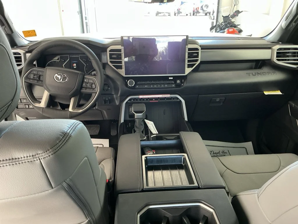 2026 Toyota Tundra SR5 - Photo 12