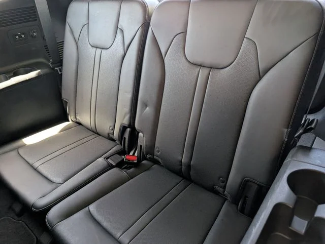 Used 2023 Green Kia X-Line S image 11