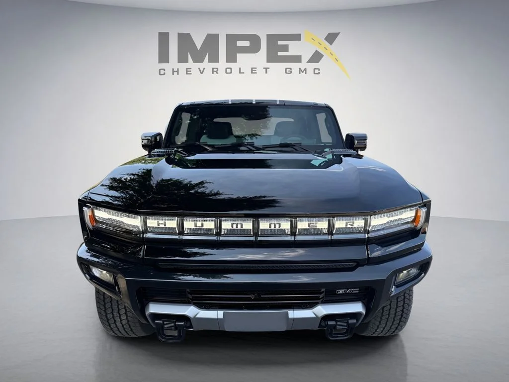 Used 2025 Black GMC 2X image 8