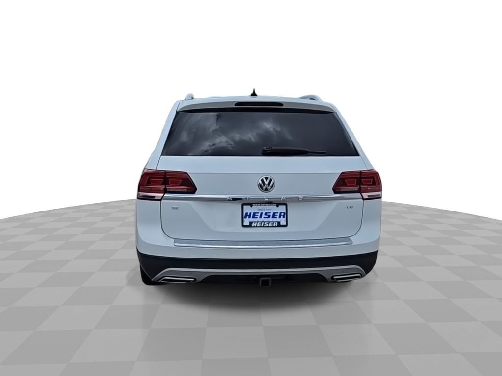 Used 2019 White Volkswagen 3.6L V6 SE image 7