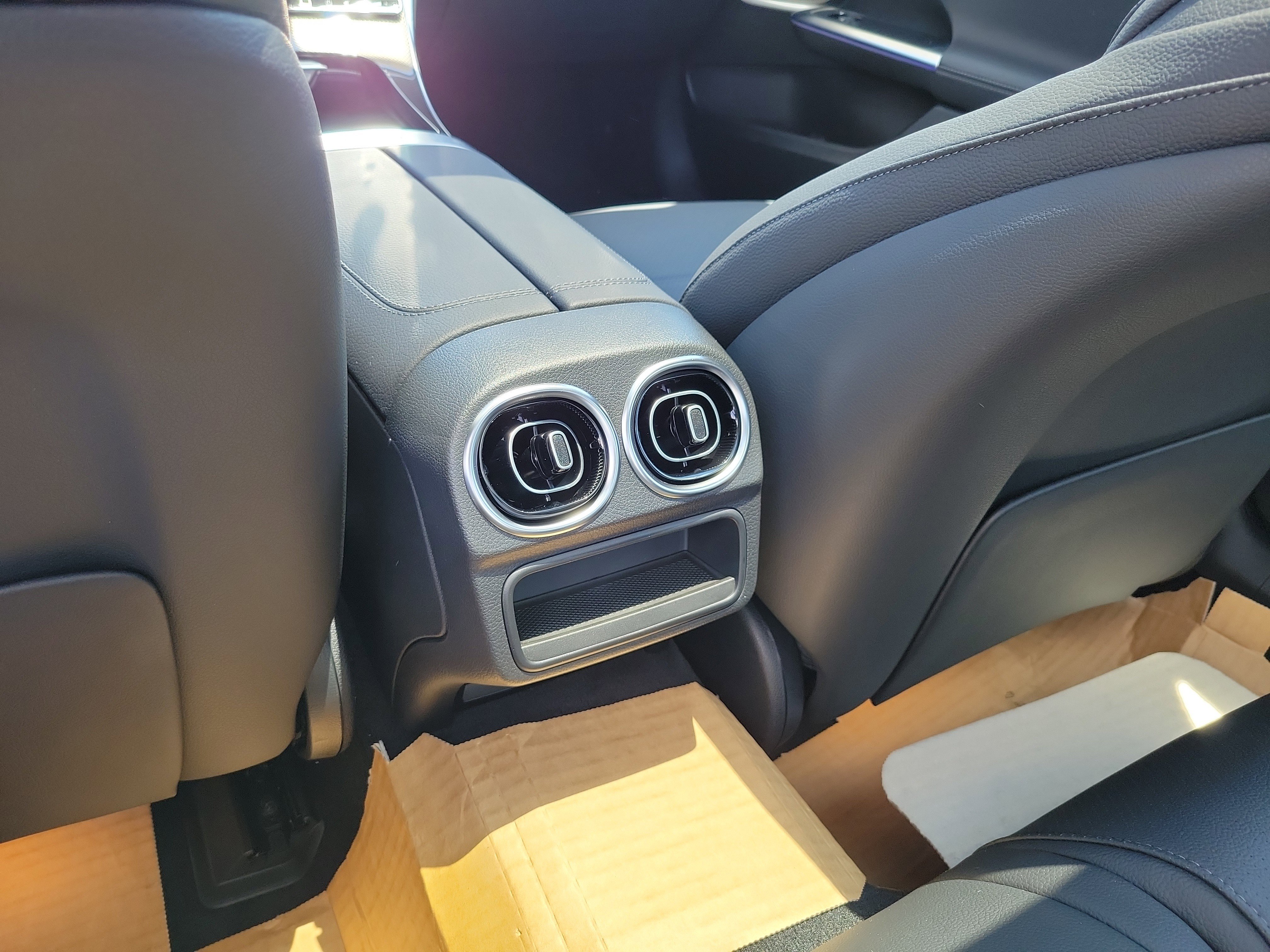 New 2026 Obsidian Black Metallic Mercedes-Benz C 300 image 39