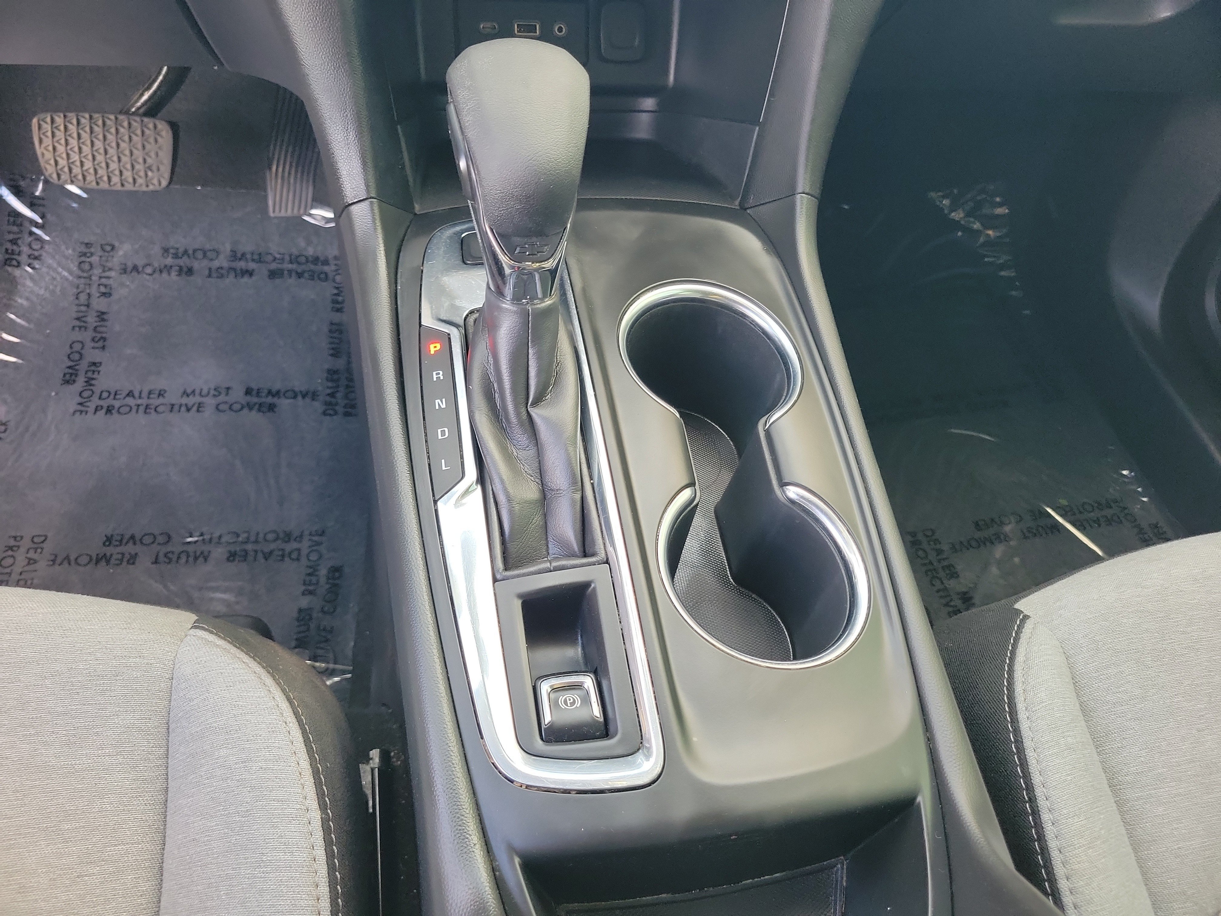 Used 2023 Gray Chevrolet LS image 18