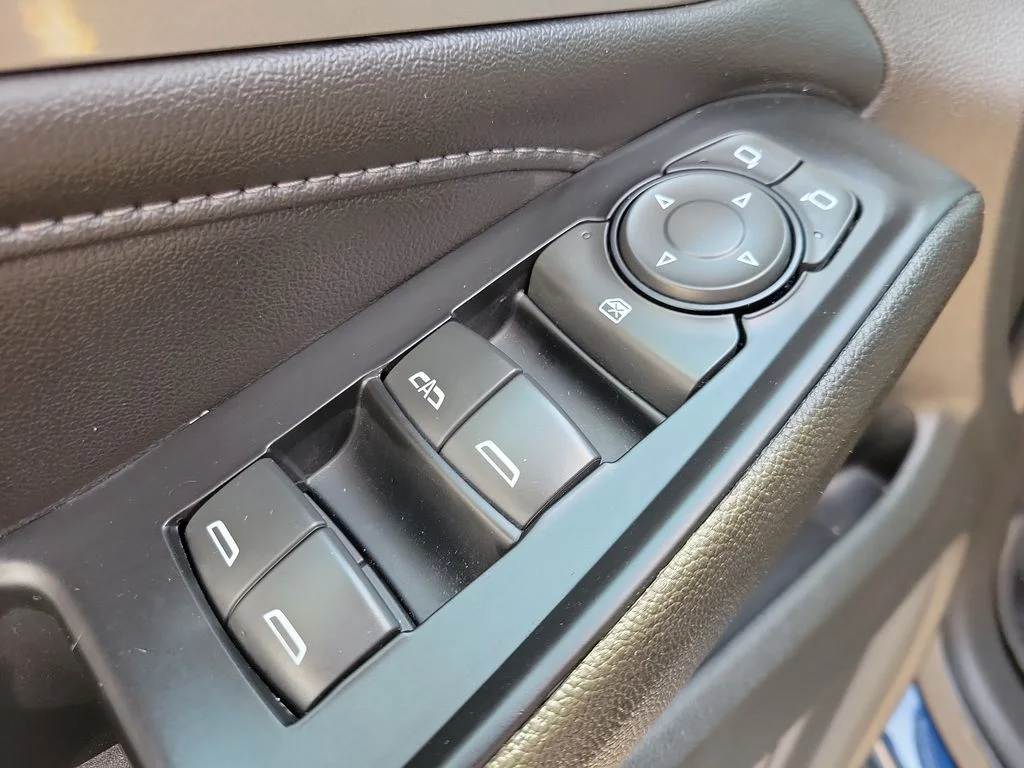 Used 2023 Blue Chevrolet LT image 19