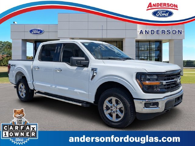 Used 2025 Oxford White Ford XLT image 1
