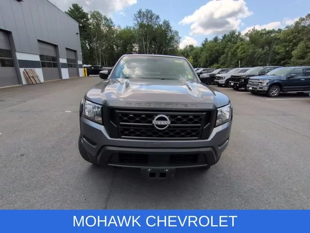 Used 2022 Gray Nissan King Cab S 4x4 image 6