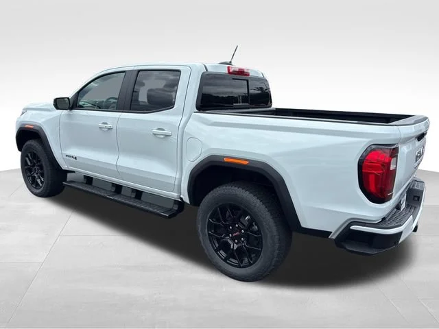 New 2026 Summit White GMC AT4 image 3