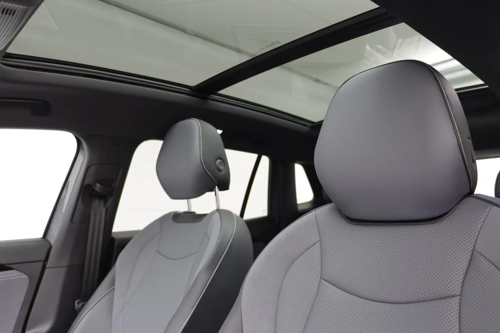 New 2026 Platinum Gray Volkswagen 2.0T SE R-Line Black image 13