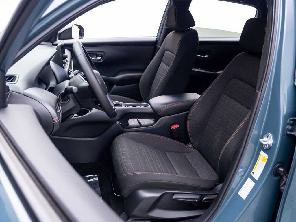 2025 Honda HR-V Sport - Photo 17