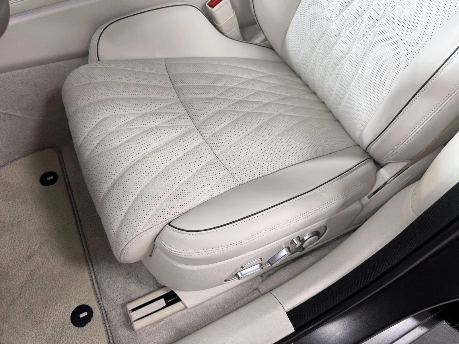 Used 2023 Gray Genesis 3.5T e-SC image 27