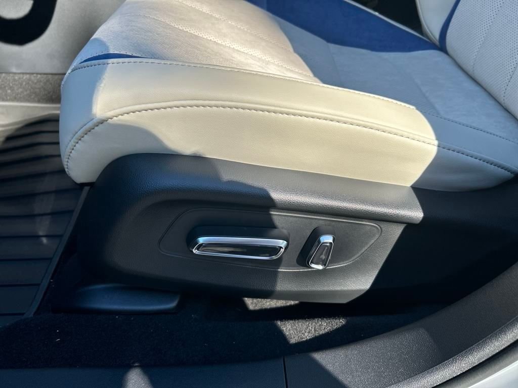 2025 Acura ADX A-Spec Package - Photo 14
