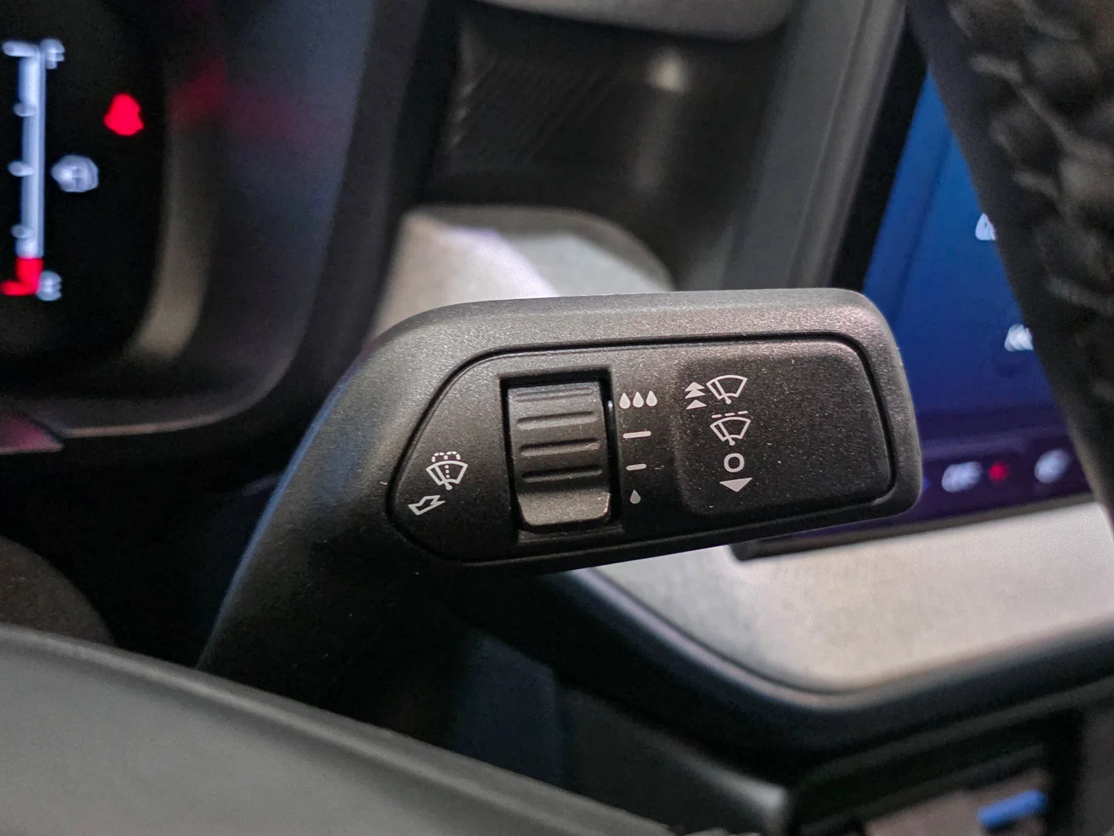 2025 Ford Maverick XLT - Photo 36