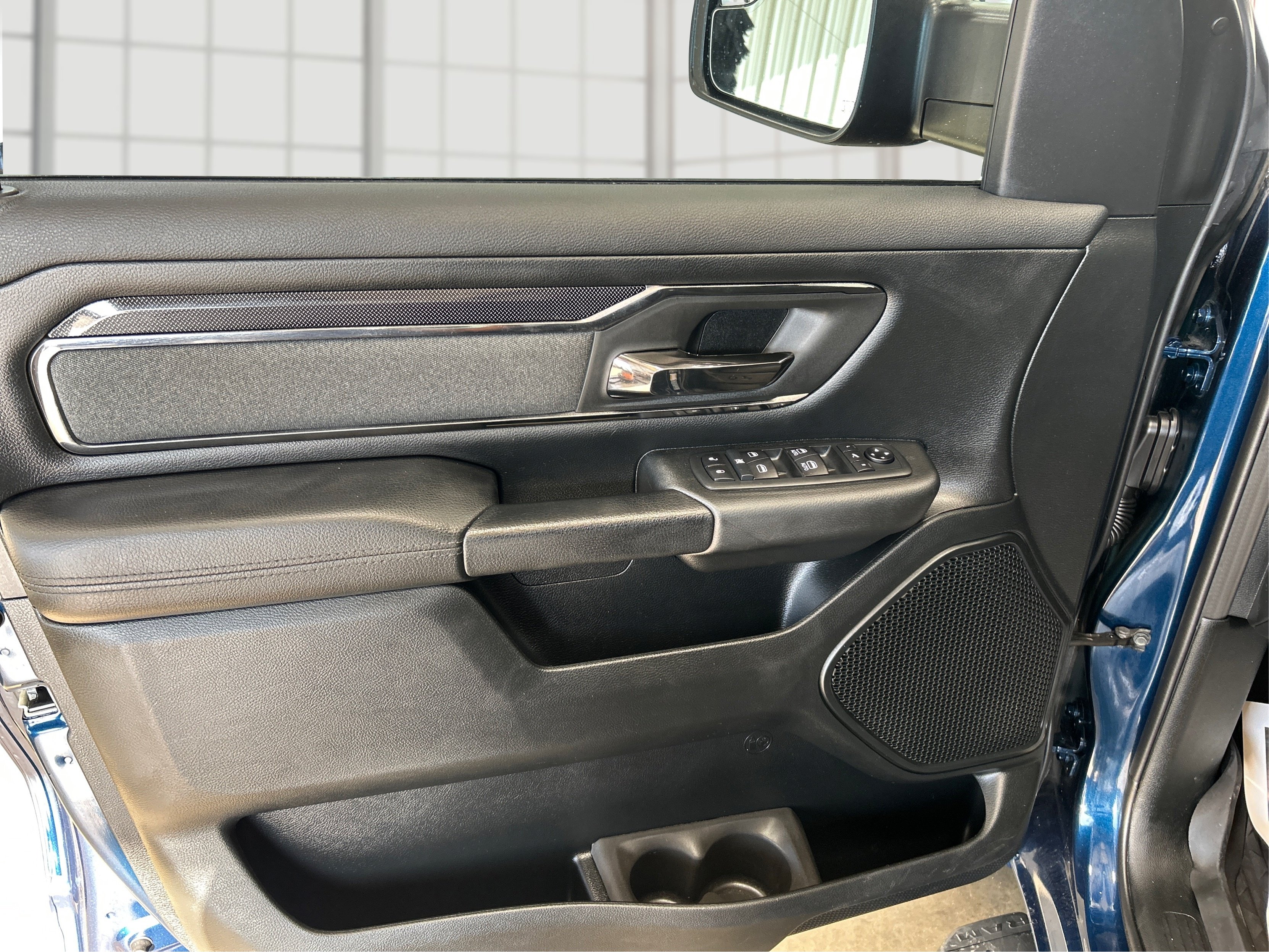 Used 2020 Blue Ram Big Horn/Lone Star image 19