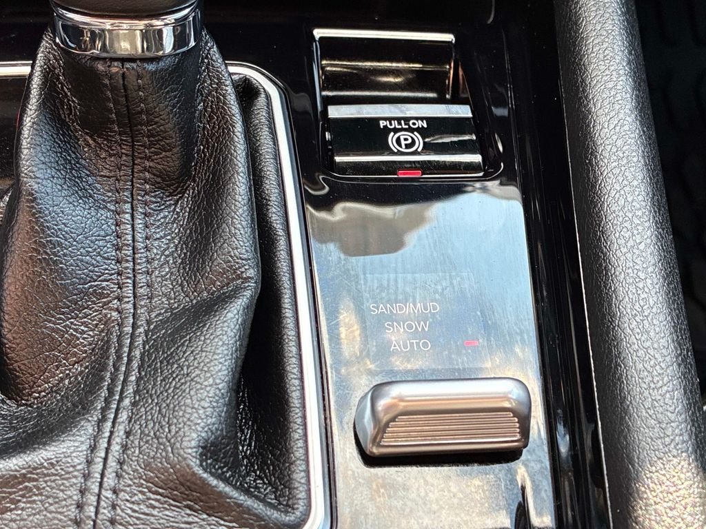 Used 2024 Gray Jeep Limited image 30
