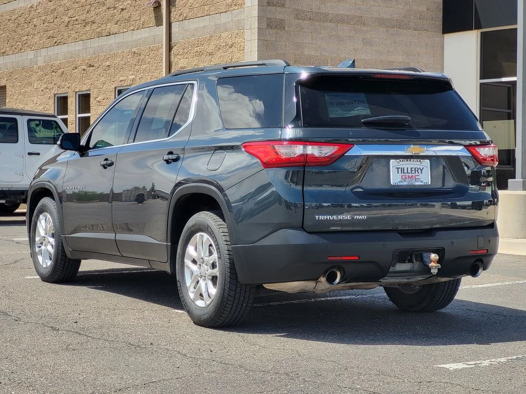 Used 2019 GRAPHITE METALLIC Chevrolet LT Cloth image 5