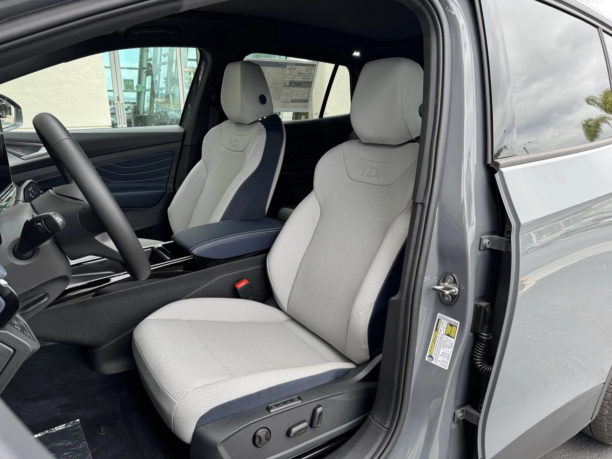 New 2026 Pure Gray Volkswagen Pro S image 13