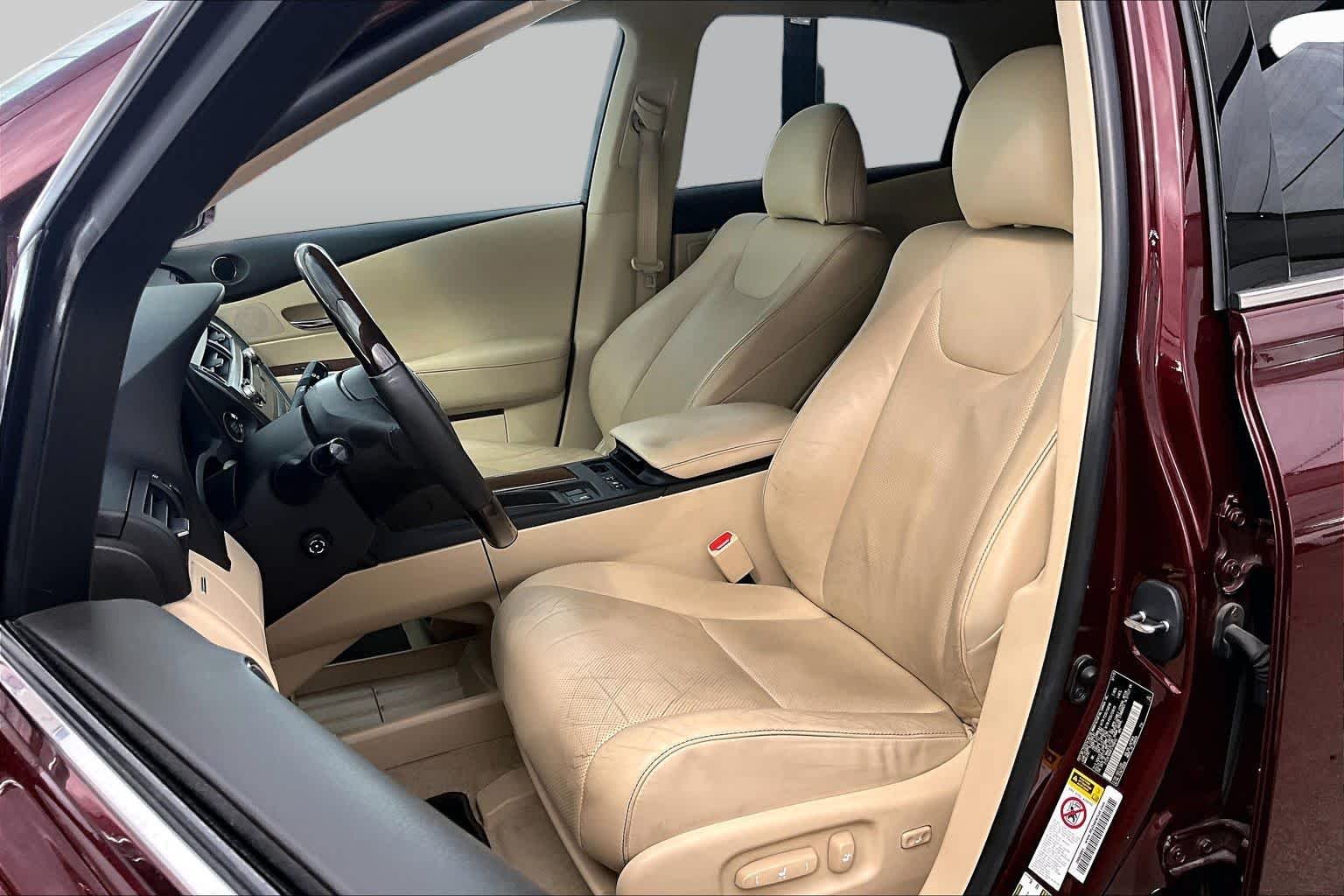 Used 2015 Claret Mica Lexus  image 8