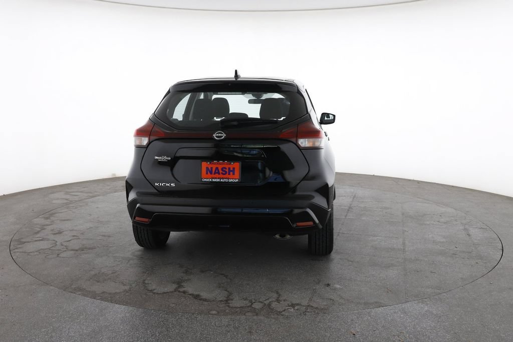 2024 Nissan Kicks S - Photo 11