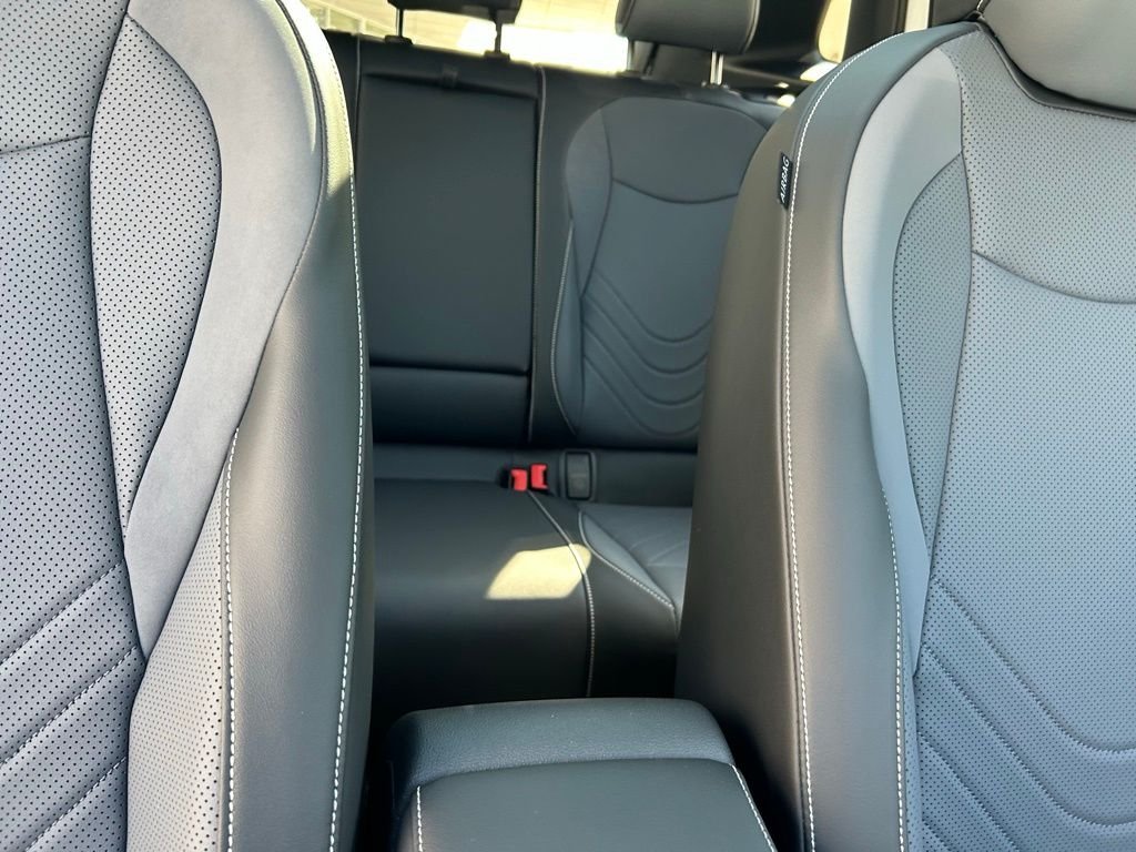 New 2026 White/off-white Volkswagen 2.0T SE R-Line Black image 37