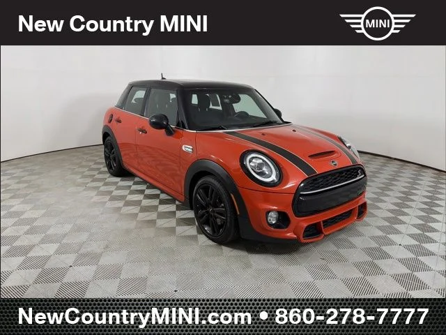 Used 2019 Orange MINI  image 1