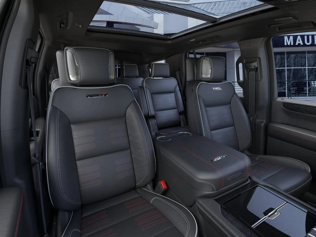 2026 GMC Yukon AT4 Ultimate - Photo 17