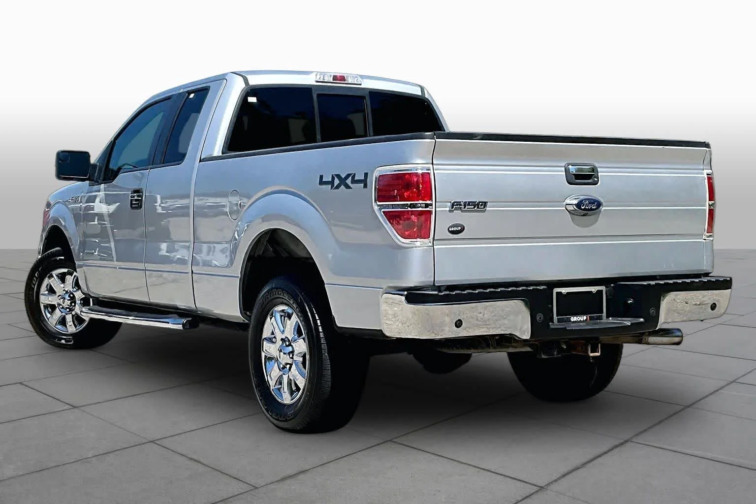 Used 2014 Ingot Silver Metallic Ford XLT image 11