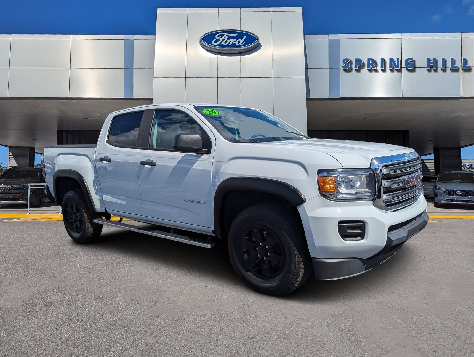 Used 2020 Summit White GMC Base image 1