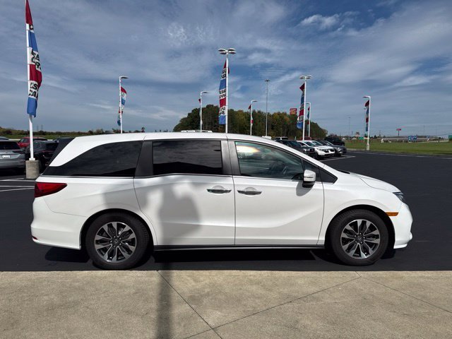 Used 2024 Silver Honda EX-L image 4