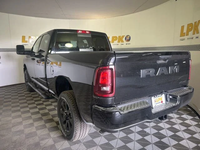 New 2026 Diamond Black Crystal Pearl-Coat Exterior Paint RAM Black Express image 9
