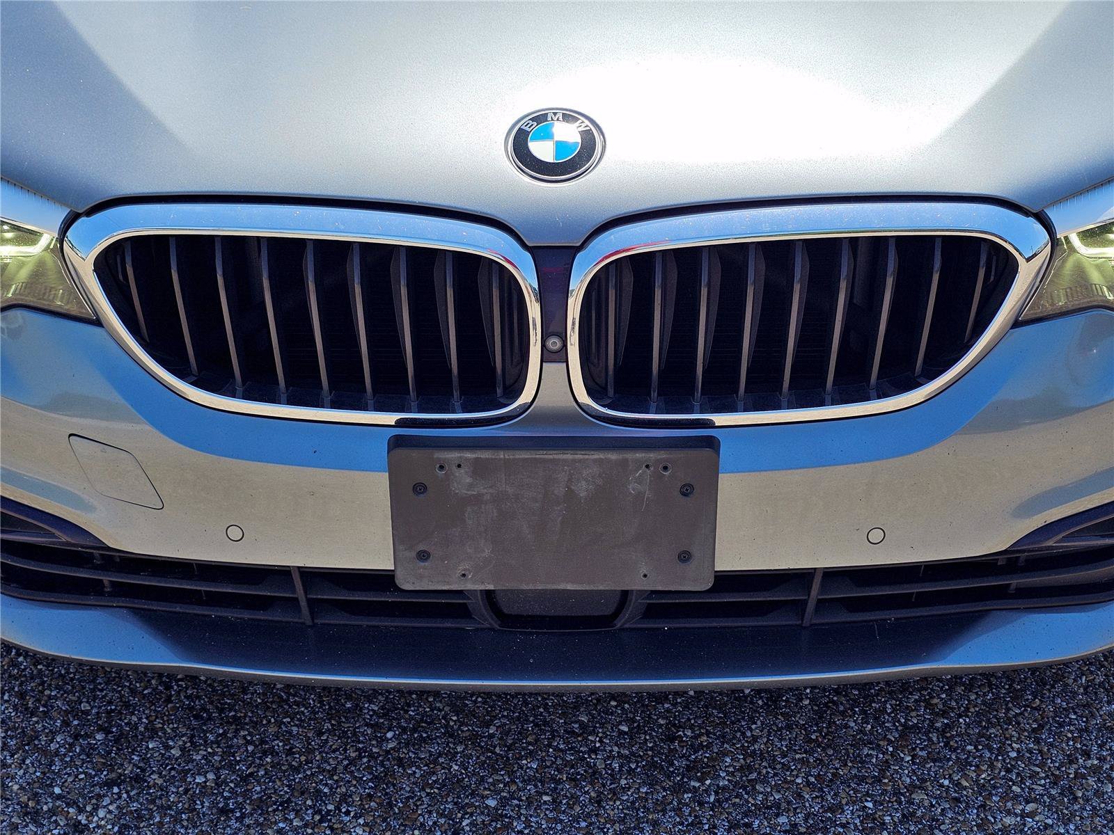 2020 BMW 5 Series 530i - Photo 3