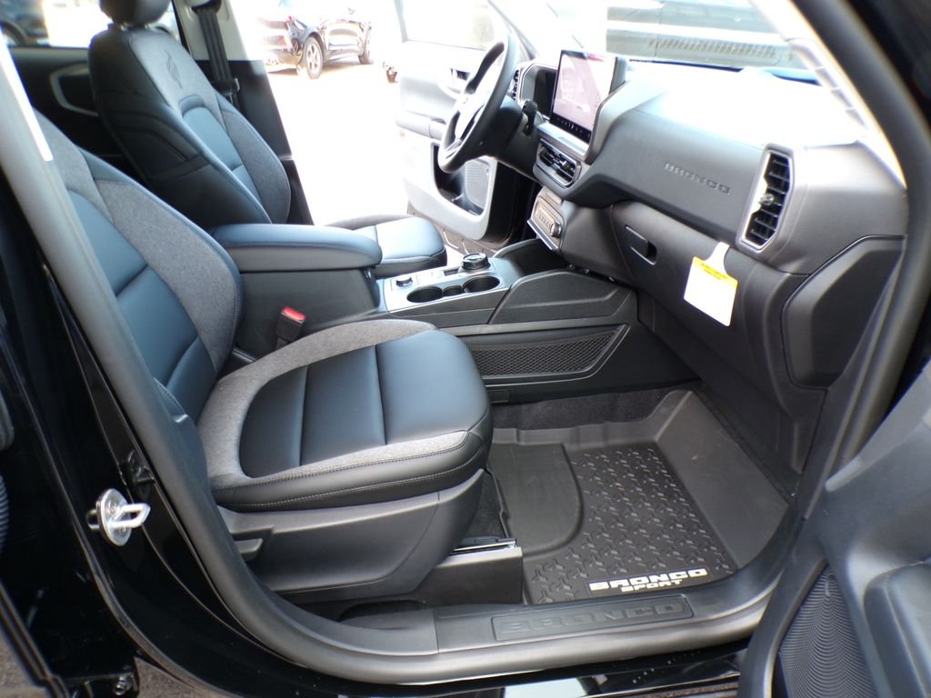 New 2026 Shadow Black Ford Big Bend® image 26
