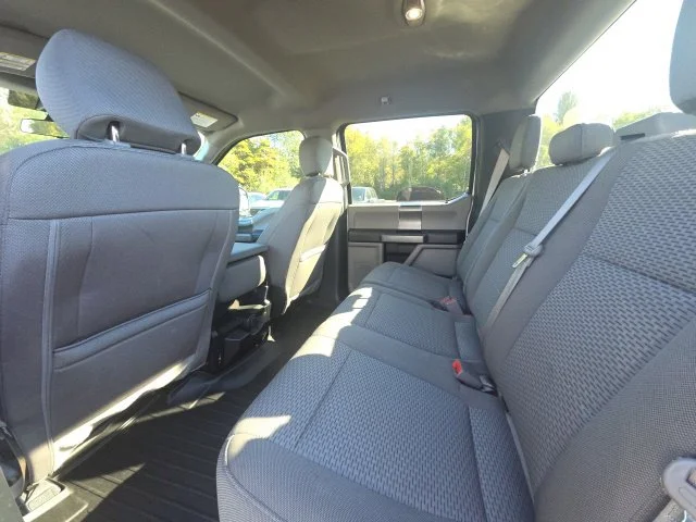 Used 2020  Ford  image 13