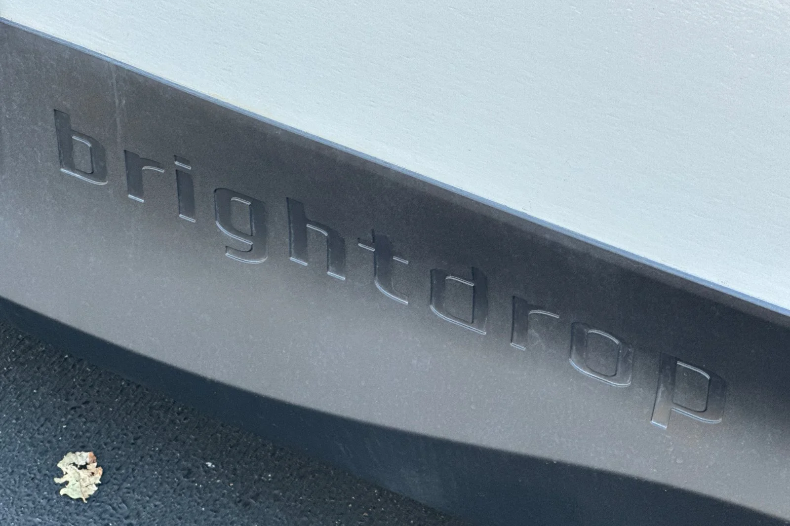 Used 2023 Oyster White BrightDrop EJY image 29