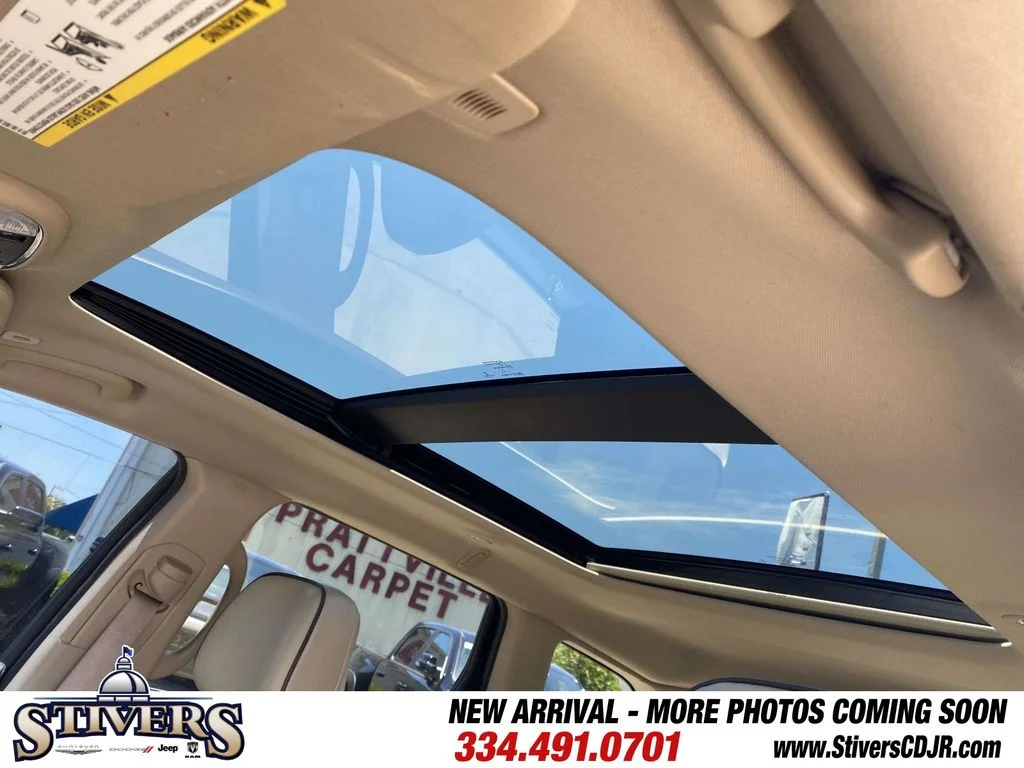 Used 2017 Gray Jeep Overland image 53