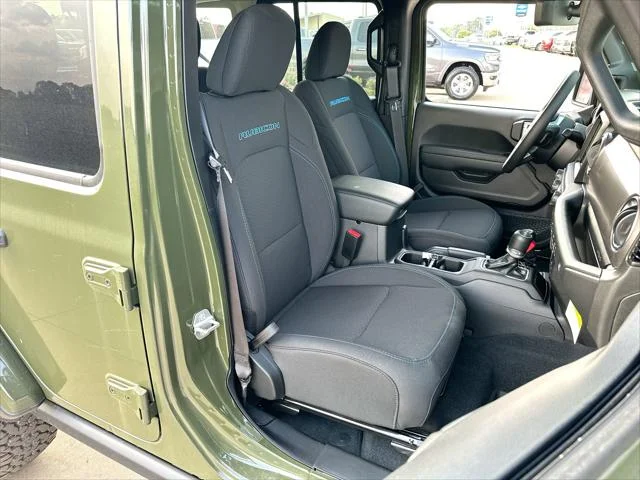 New 2023 Sarge Green Clear-Coat Exterior Paint Jeep Rubicon 4xe image 24