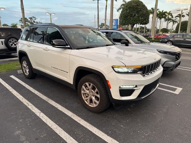 2022 Jeep Grand Cherokee Limited 4x4's photo