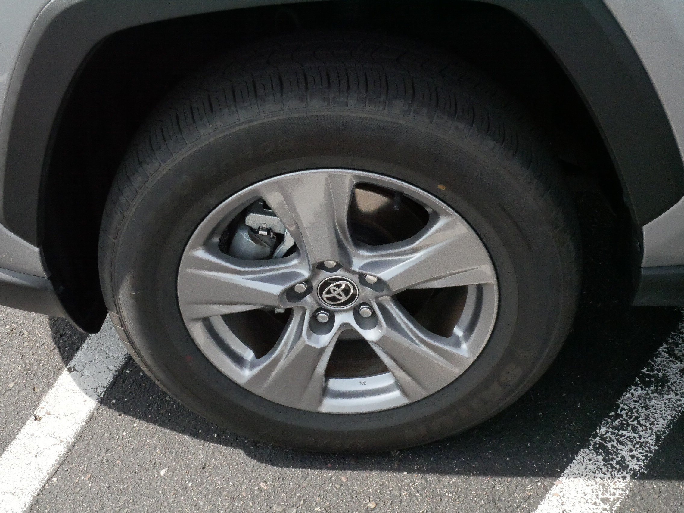 Certified Used 2025 SILVER SKY METALLIC Toyota XLE image 15