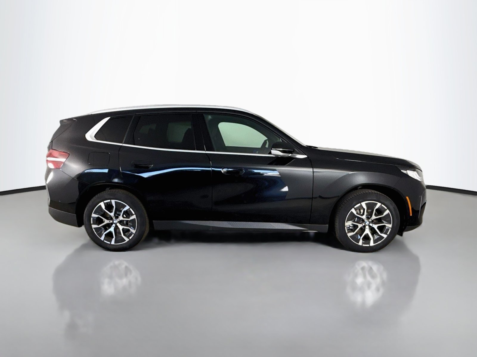 New 2026 Black Sapphire Metallic BMW 30 xDrive image 7
