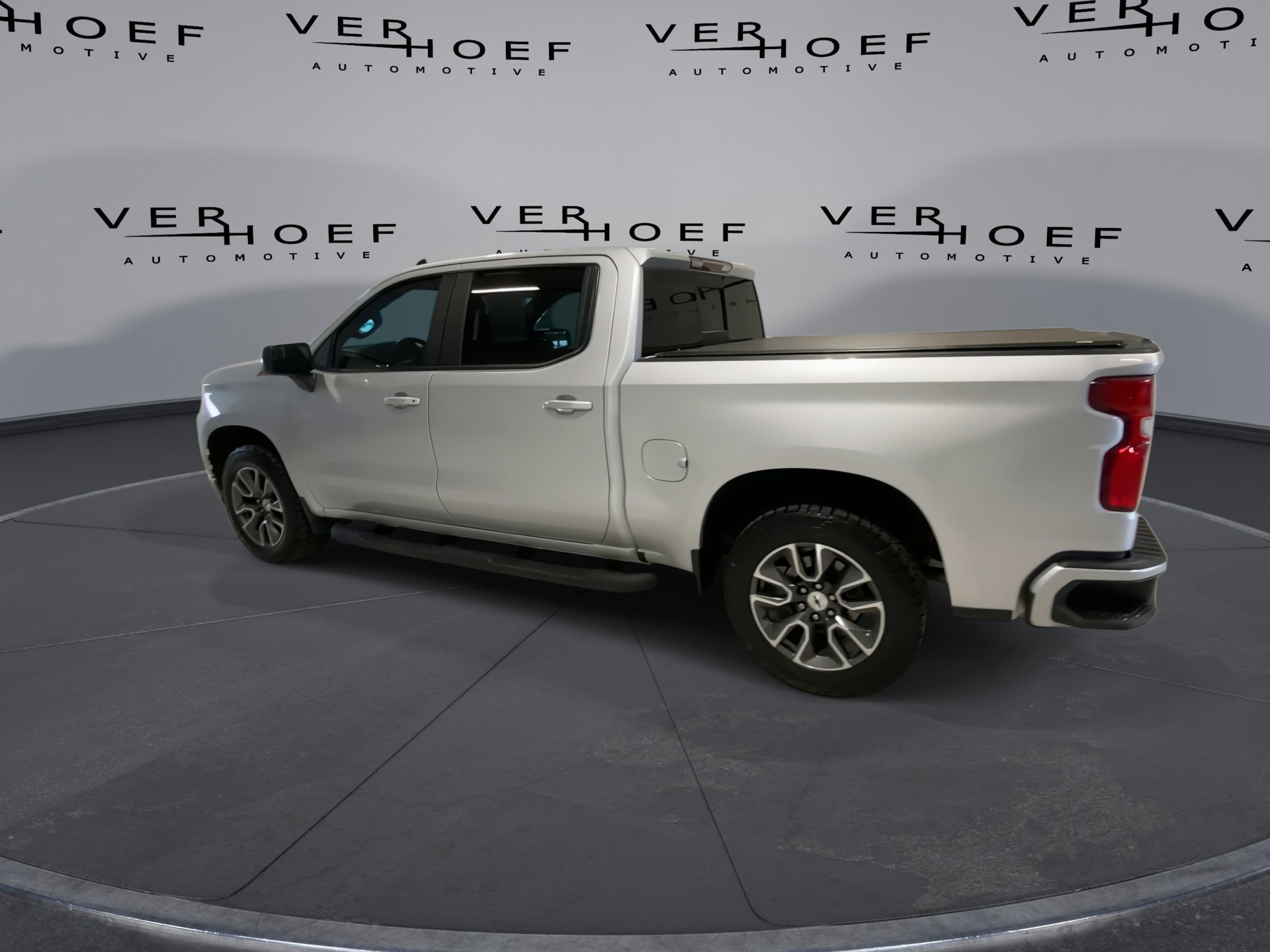 Used 2021 Silver Ice Metallic Chevrolet RST image 6