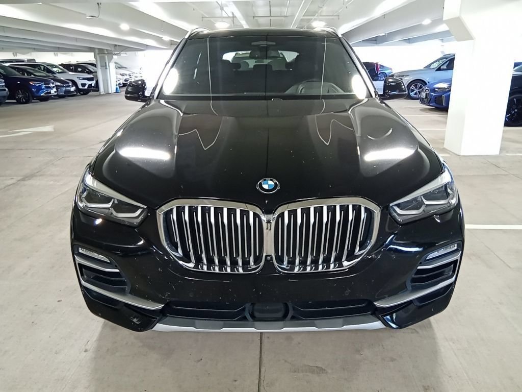 Used 2021 Jet Black BMW xDrive40i image 2