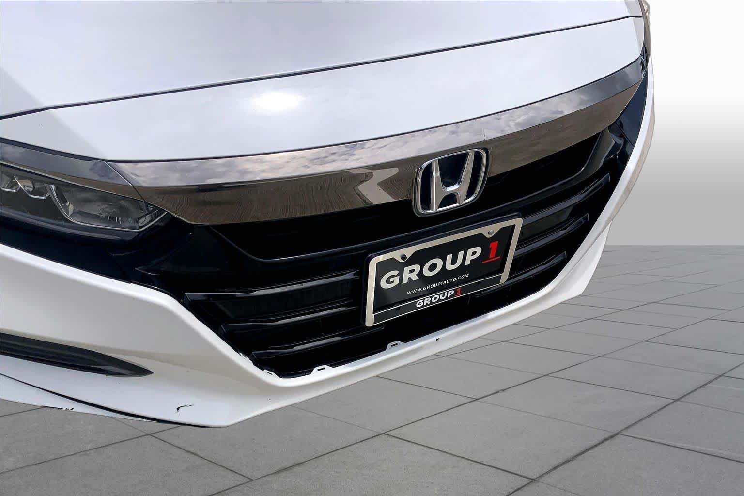 Used 2018 Platinum White Pearl Honda Sport 1.5T image 29