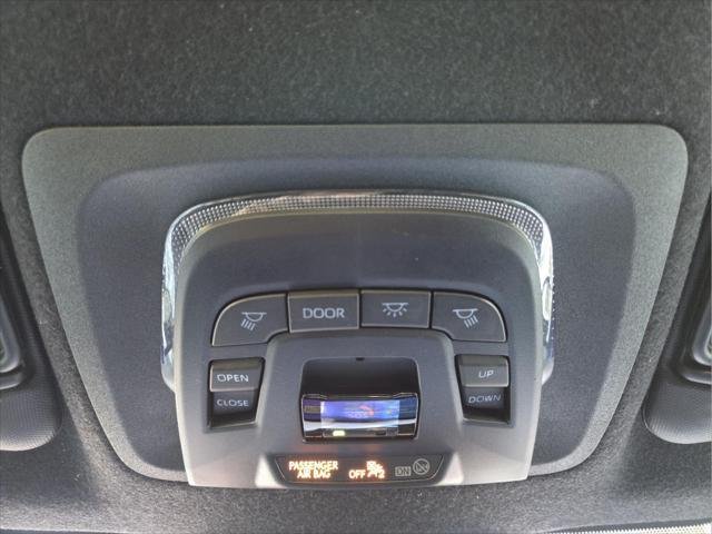 2026 Toyota Corolla XSE - Photo 69