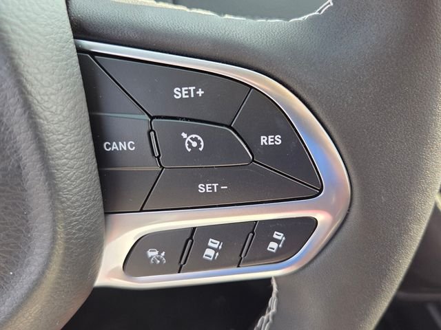 2026 Chrysler Pacifica Select - Photo 24