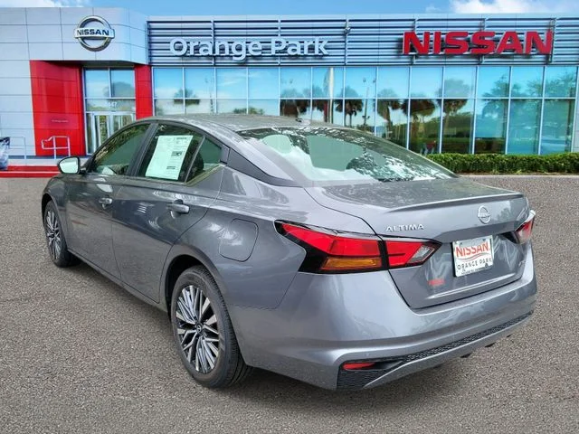 New 2026 Gray Nissan 2.5 SV image 3