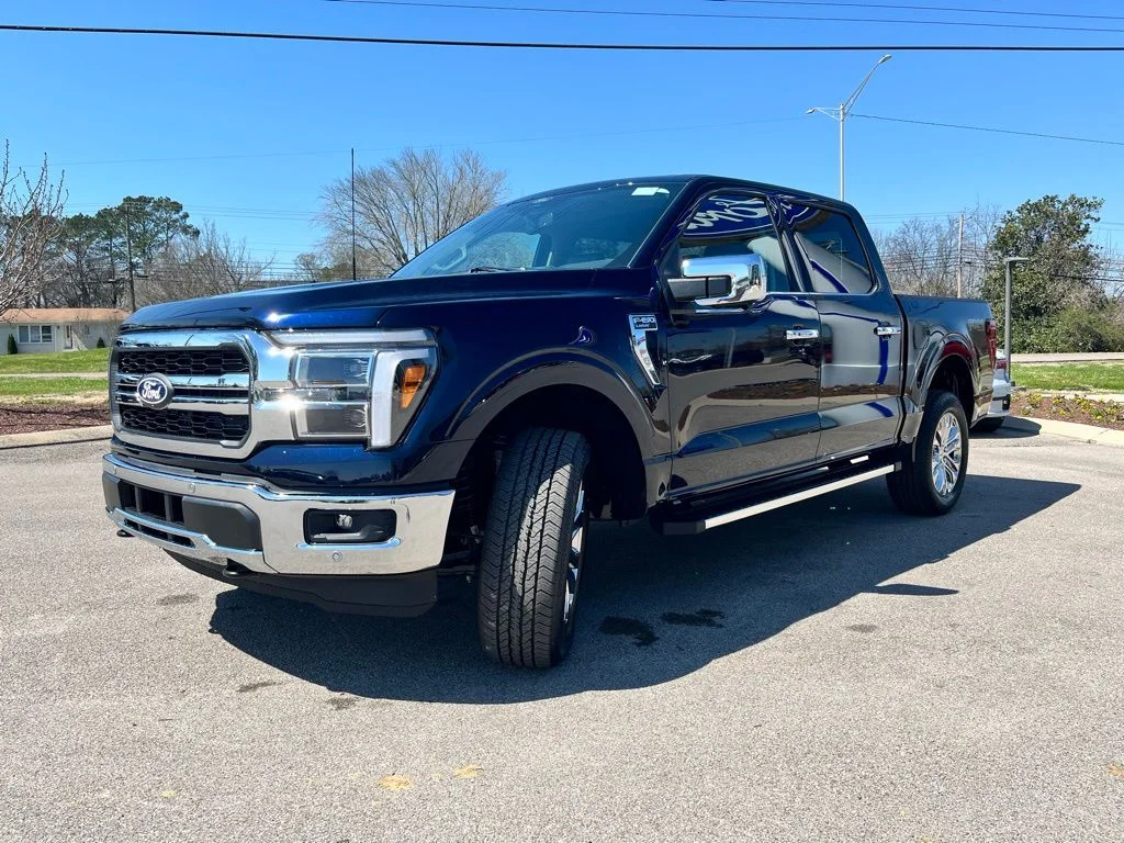 New 2026 Blue Ford Lariat image 3
